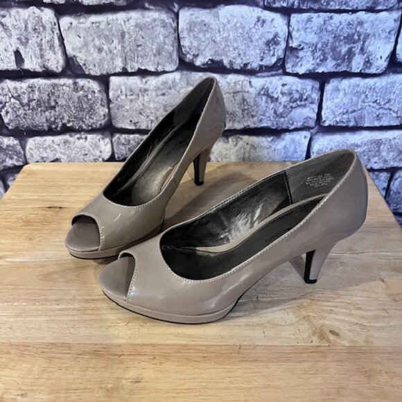 Bandolino Shoes - Bandolino Taupe Peep Toe Heel Size 7